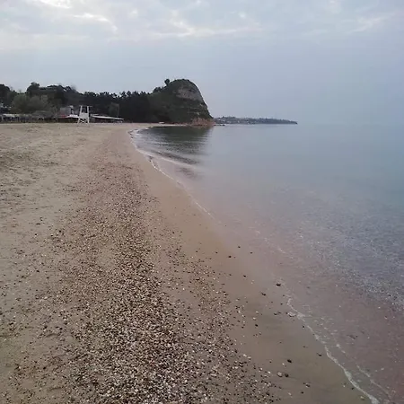 Maison De Roche سوزوبولي