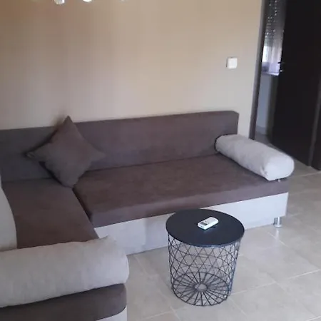 Maison De Roche سوزوبولي