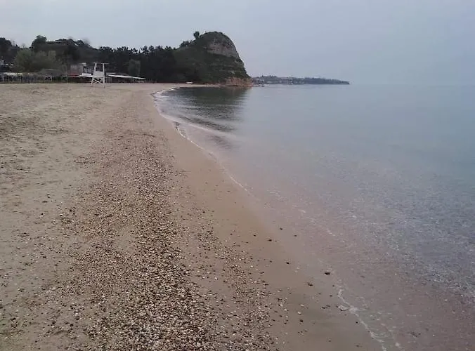 Maison De Roche Sozopoli