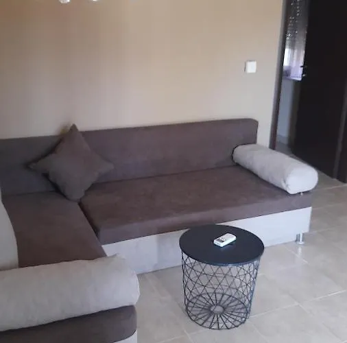 Maison De Roche Sozopoli