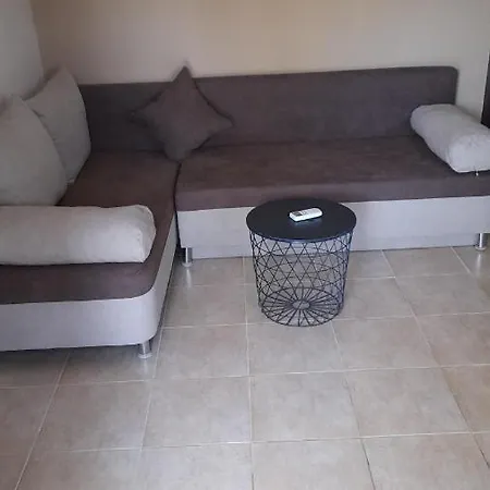 Maison De Roche Tatil Evi *